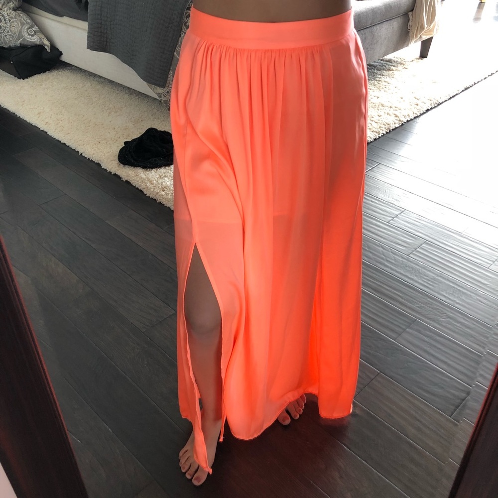 Express skirt - Picture 3 of 3